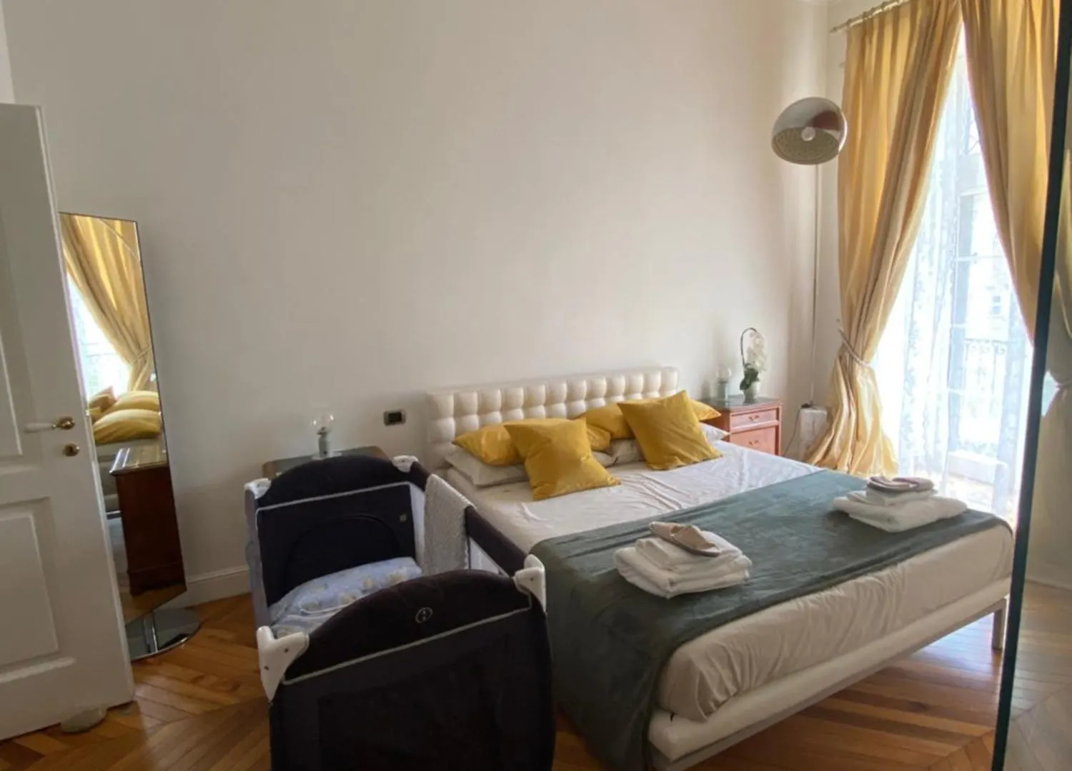 나폴리 Residenzagemito Private Pool Sleeps 6 아파트 이탈리아